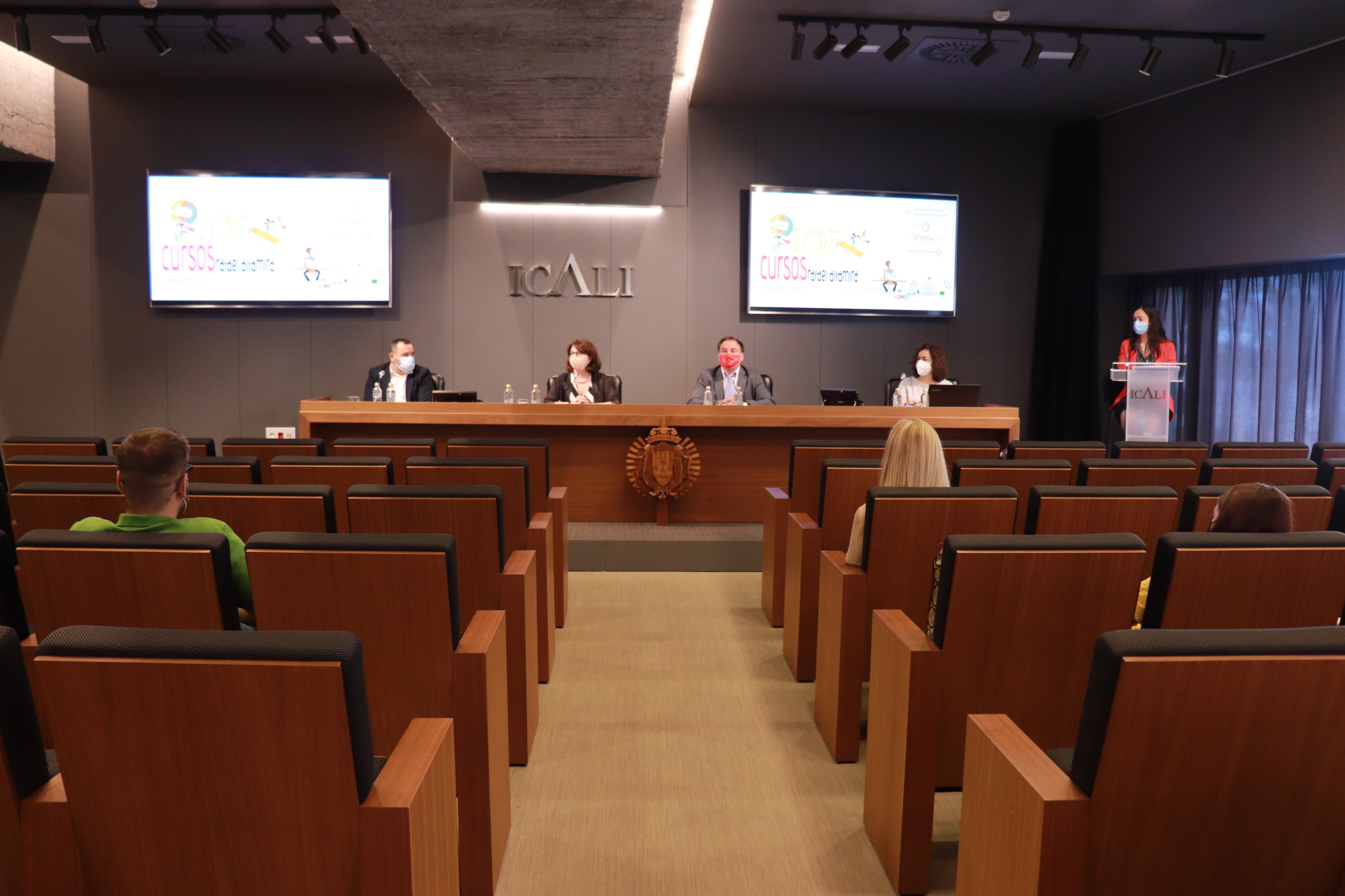 Los especialistas apelan a la responsabilidad de los padres para garantizar la reputación digital de sus hijos cuando cumplan la mayoría de edad
